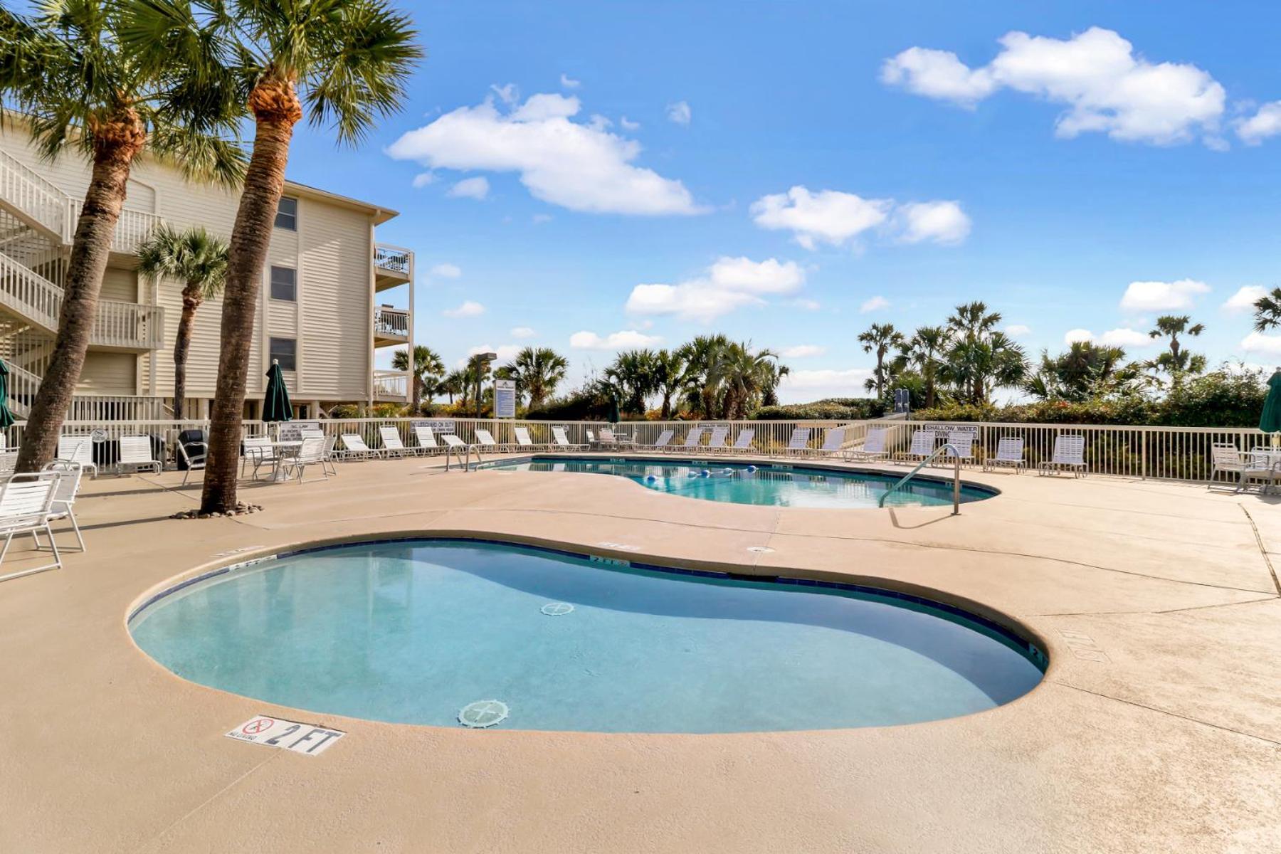The Breakers #220 Beach Condo, Beautiful Ocean View At Coligny Beach, 4 N Forest Beach Drive Hilton Head, Walk To All Shops Restaurants, Renovated Jan 2024, Vacation Rental Hhi Llc Hilton Head Island Exterior foto