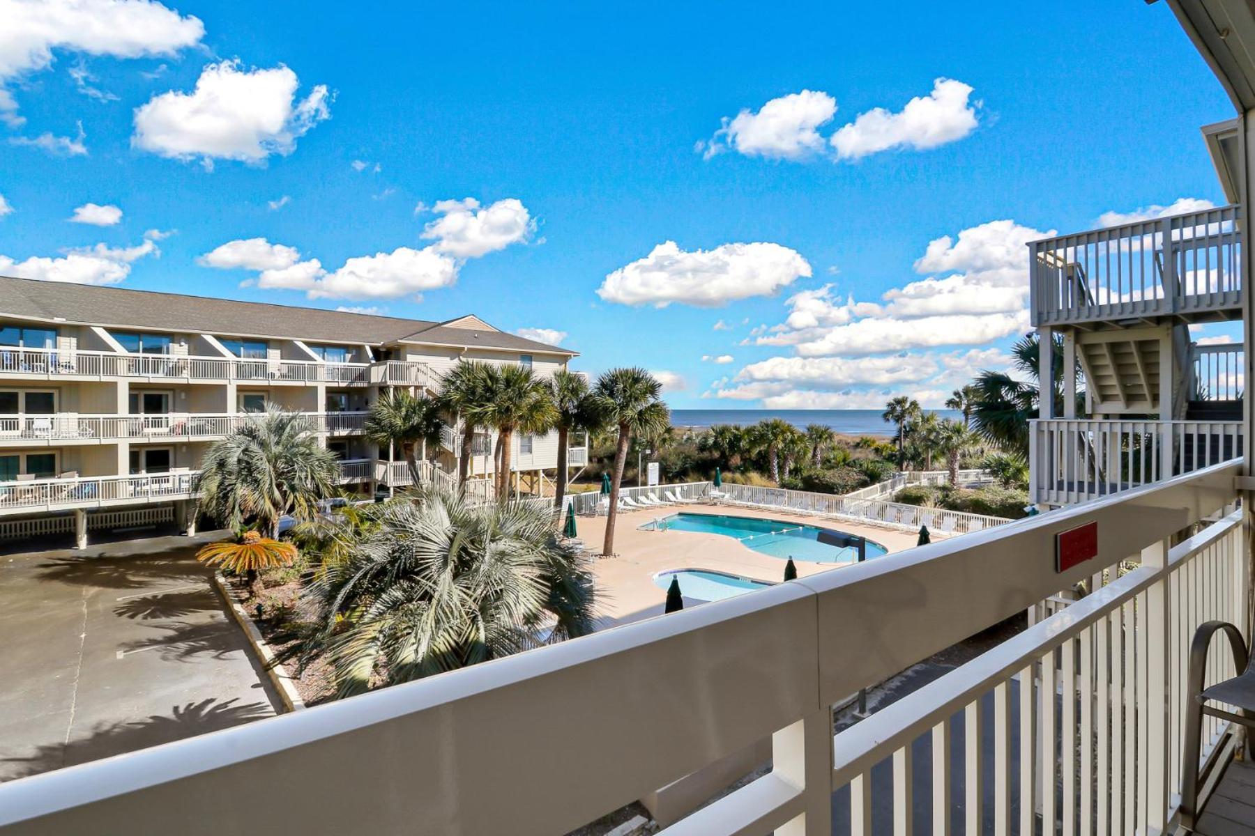 The Breakers #220 Beach Condo, Beautiful Ocean View At Coligny Beach, 4 N Forest Beach Drive Hilton Head, Walk To All Shops Restaurants, Renovated Jan 2024, Vacation Rental Hhi Llc Hilton Head Island Exterior foto