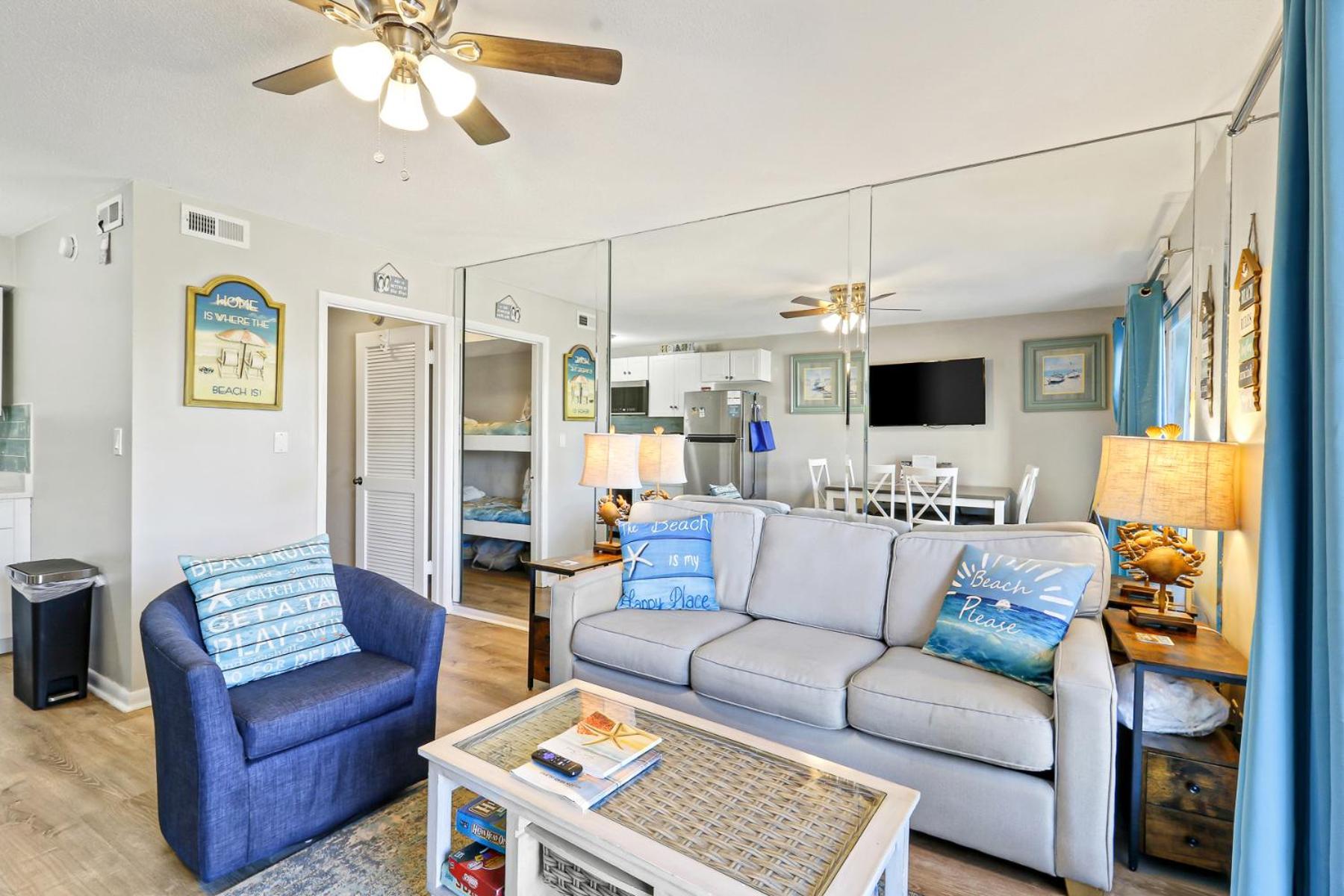 The Breakers #220 Beach Condo, Beautiful Ocean View At Coligny Beach, 4 N Forest Beach Drive Hilton Head, Walk To All Shops Restaurants, Renovated Jan 2024, Vacation Rental Hhi Llc Hilton Head Island Exterior foto