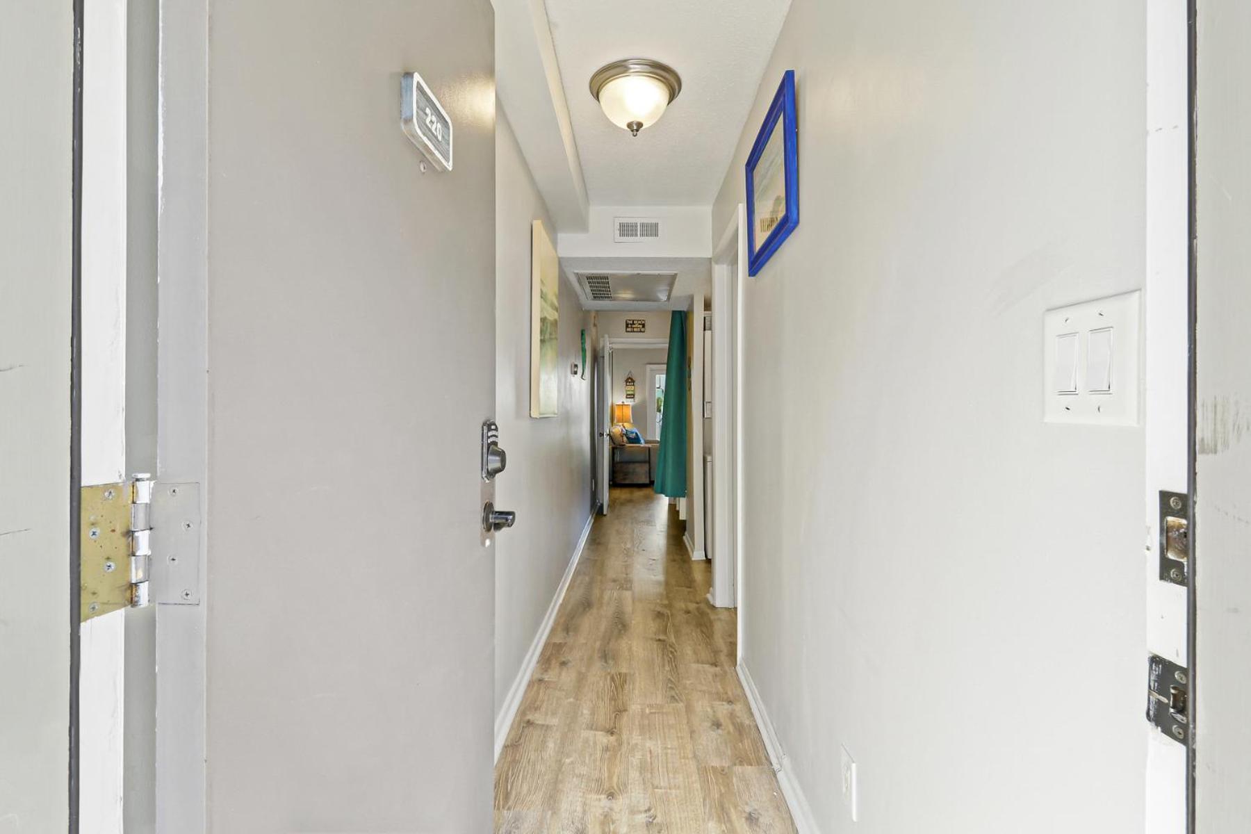 The Breakers #220 Beach Condo, Beautiful Ocean View At Coligny Beach, 4 N Forest Beach Drive Hilton Head, Walk To All Shops Restaurants, Renovated Jan 2024, Vacation Rental Hhi Llc Hilton Head Island Exterior foto